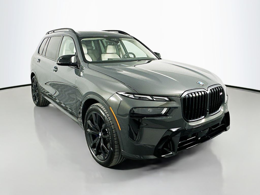 2025 BMW X7 M60i 3