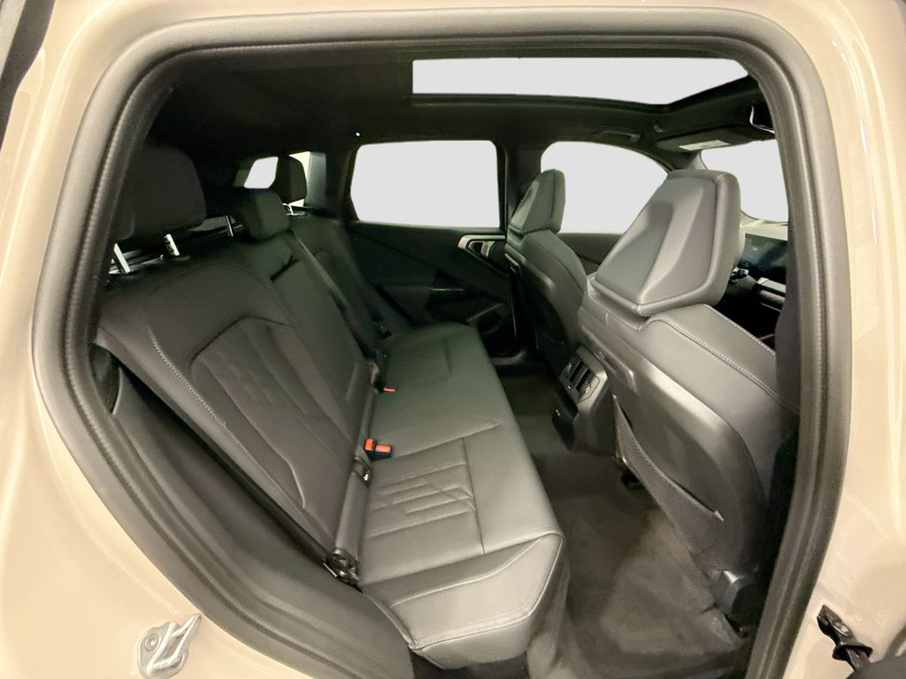 Thumbnail: 2026 BMW X3 - 21