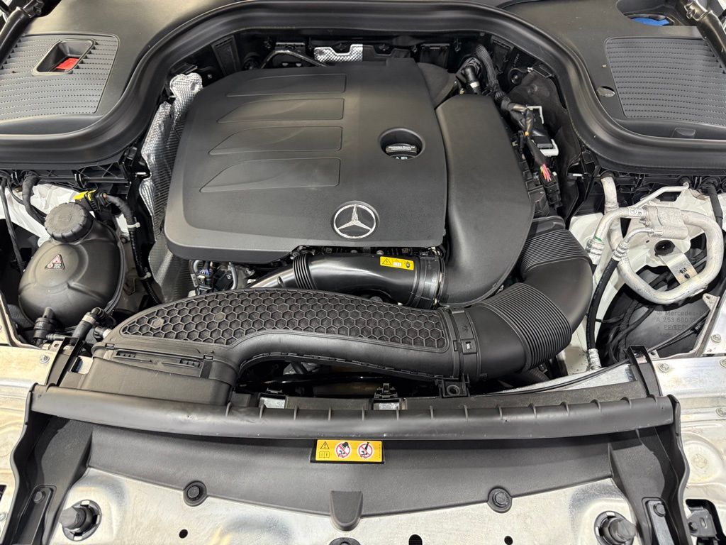 2021 Mercedes-Benz GLC GLC 300