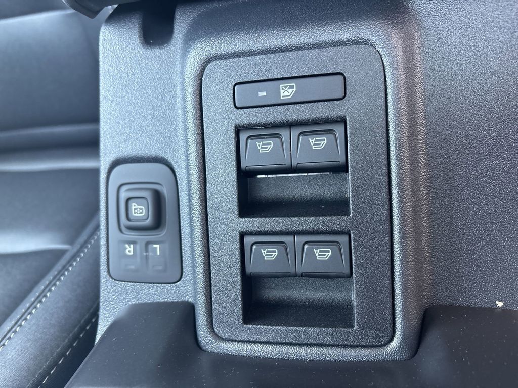 New 2026 Marsh Gray Ford Badlands® image 15