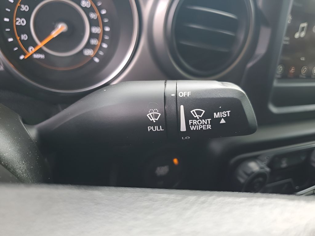 Used Car 2022 Jeep Gladiator  Sport For Sale Under $35,000 In Austin, Texas