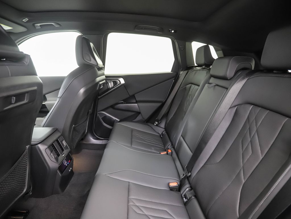 Thumbnail: 2026 BMW X3 - 23