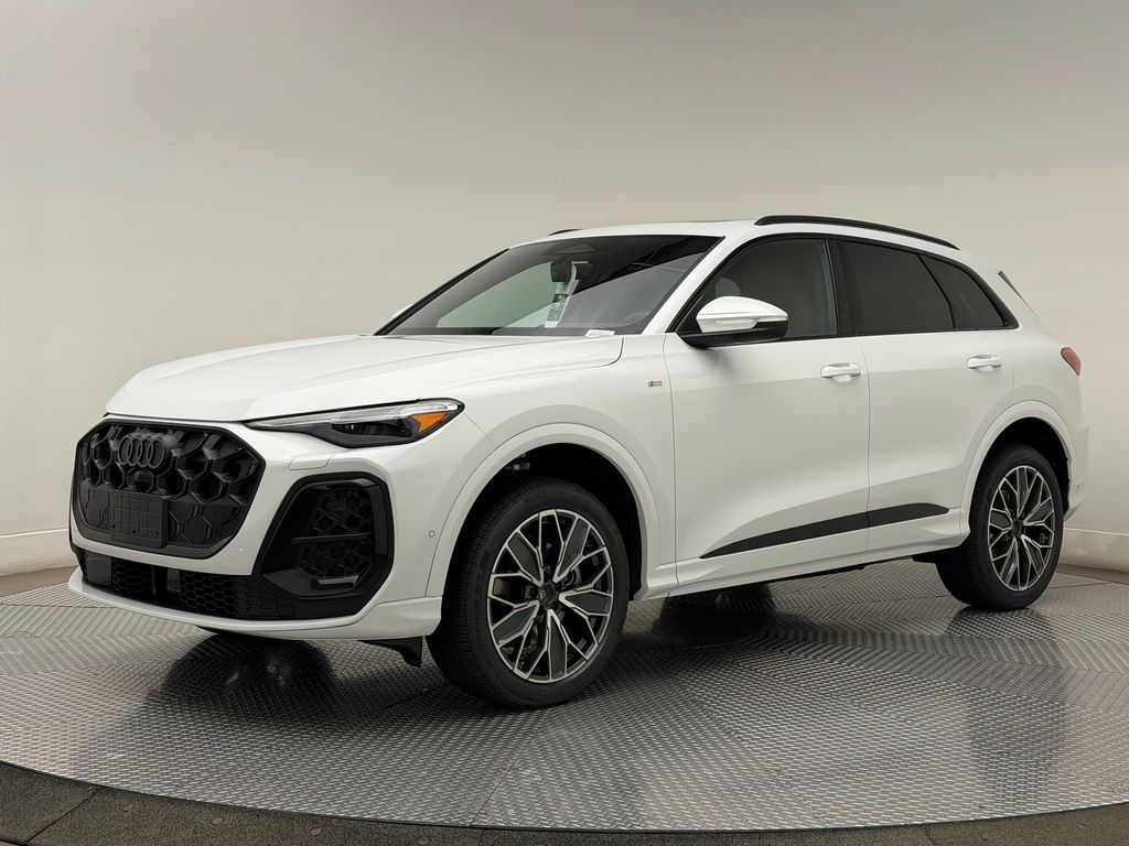 Thumbnail: 2026 Audi Q5 - 4