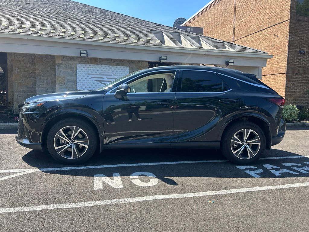 Used 2023 Black Lexus 350h Premium image 5