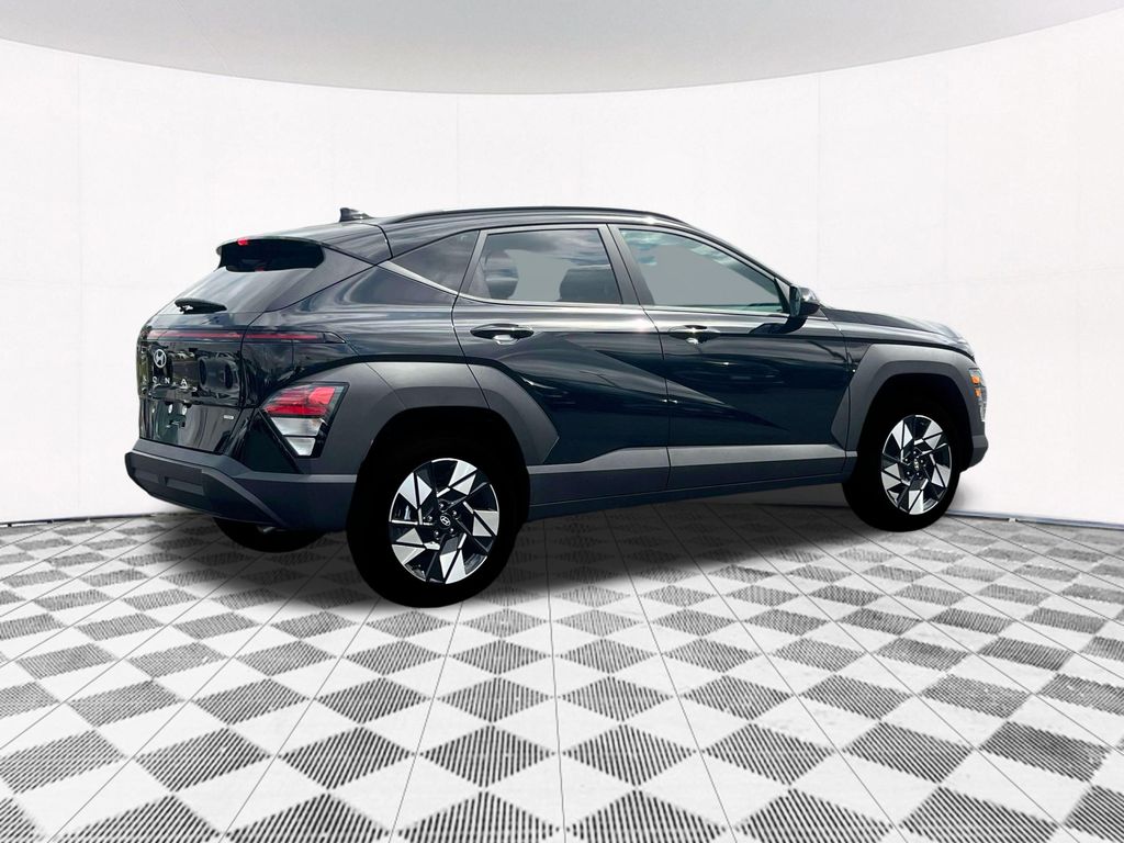 2025 Hyundai Kona SEL 8