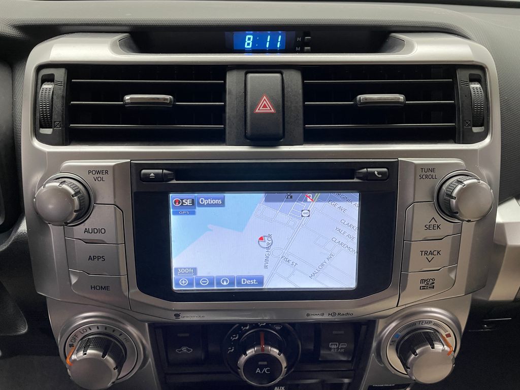 Thumbnail: 2019 Toyota 4Runner - 25