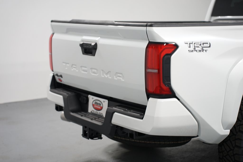 Thumbnail: 2025 Toyota Tacoma - 9