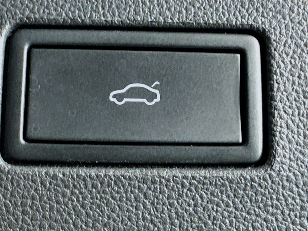 Used Car 2021 Volkswagen Atlas  Sel Premium For Sale Under $30,000 In Austin, Texas