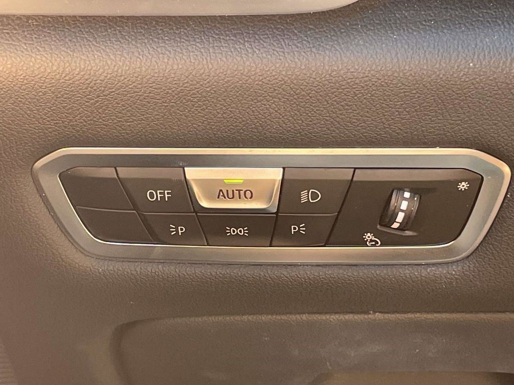 2023 Alpine White BMW X5 sDrive40i RWD SUV