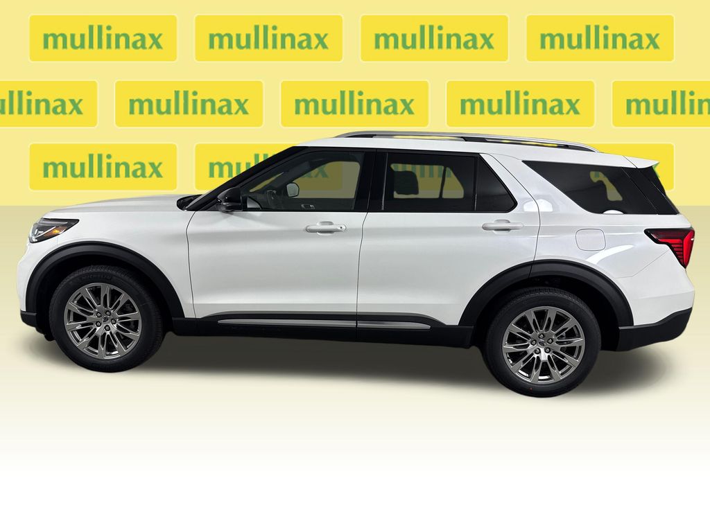 New 2026 White Ford Platinum image 2