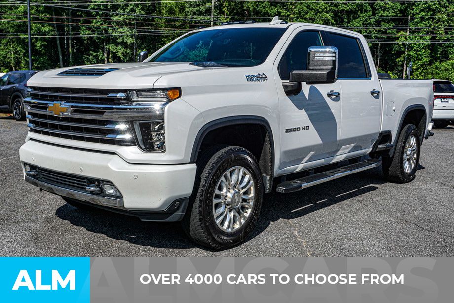 Used 2020 Beige Chevrolet High Country image 3