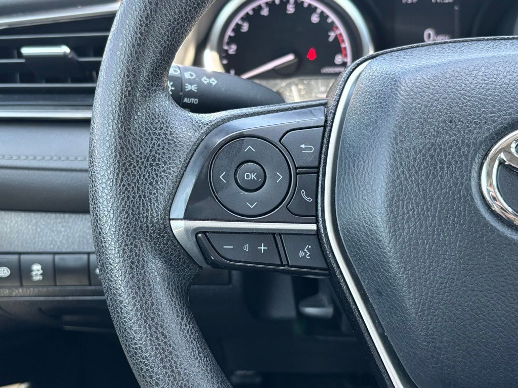 2023 Toyota Camry LE photo