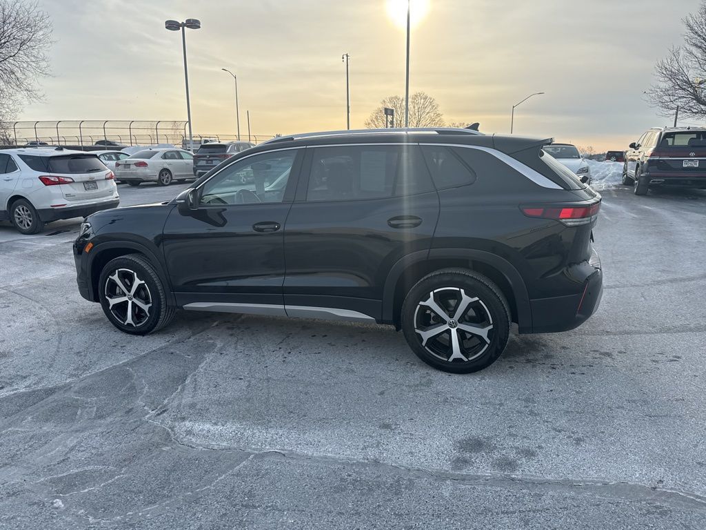 2025 Volkswagen Tiguan 2.0T SE Black at Subaru and VW of Moon Township