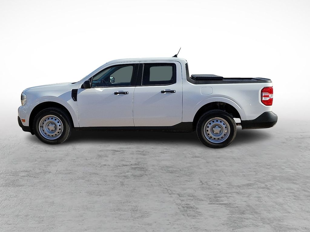 Used 2022 White Ford XL image 6