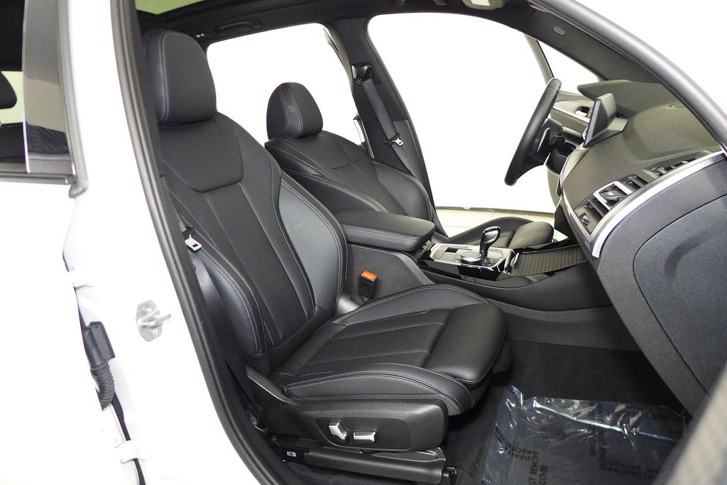 Thumbnail: 2023 BMW X3 - 19