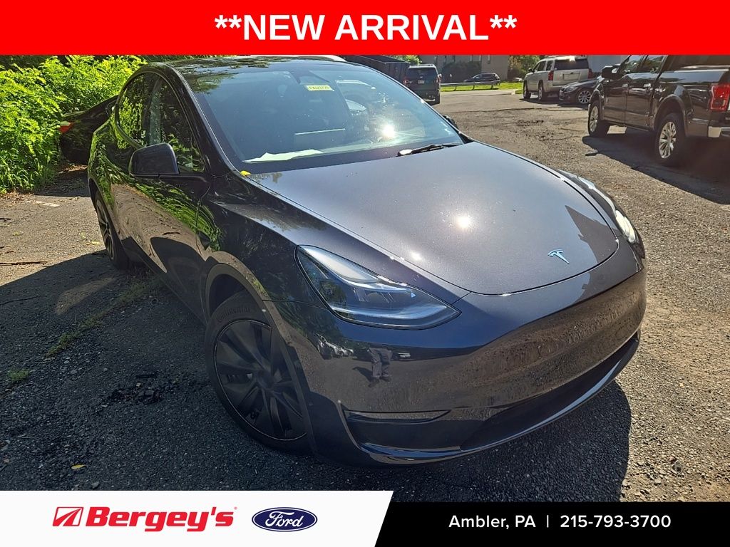 Stealth Gray 2025 Tesla Model Y SUV / Crossover All-Wheel Drive 1-Speed Automatic