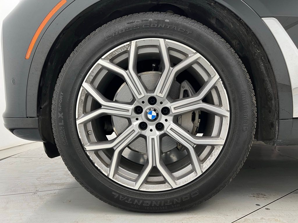 Thumbnail: 2020 BMW X7 - 24