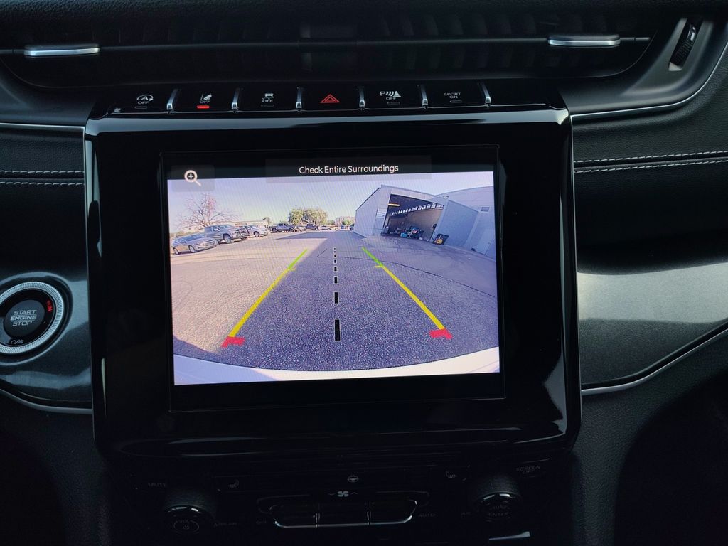 Used Car 2023 Jeep Grand Cherokee  Altitude For Sale Under $30,000 In Austin, Texas