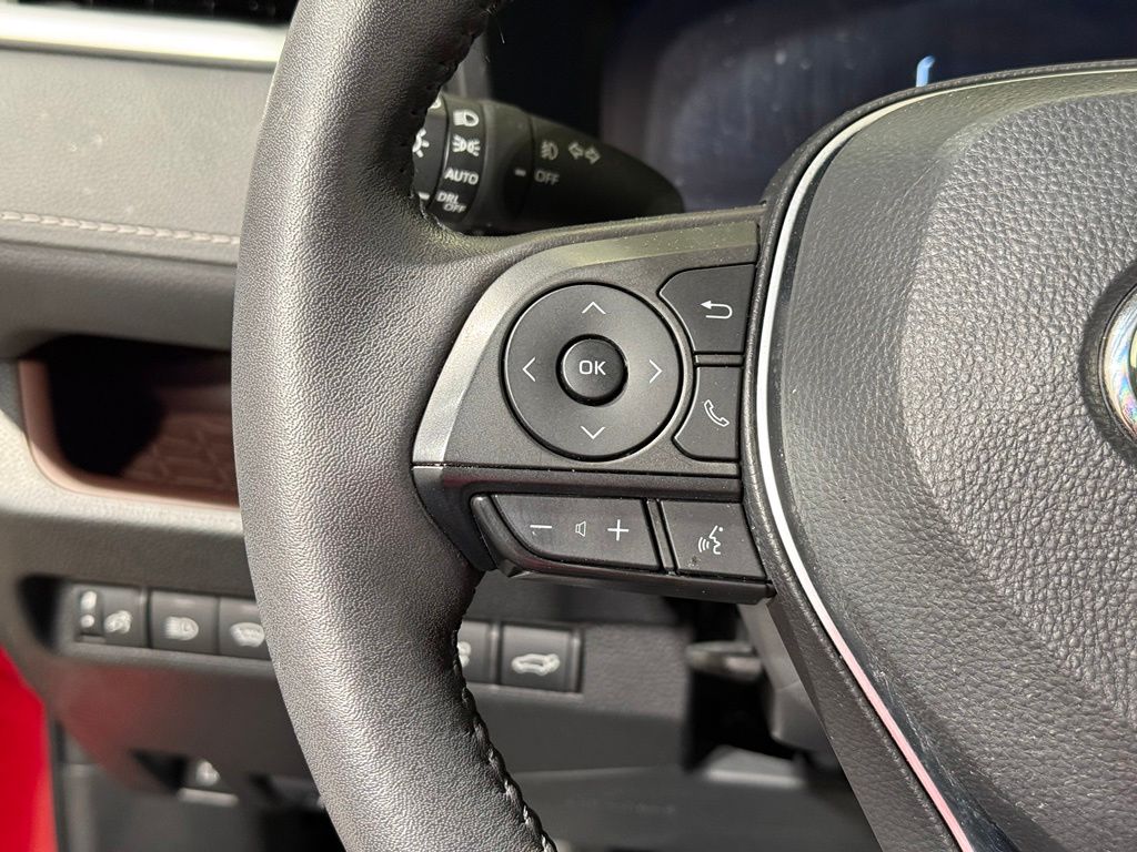 Thumbnail: 2023 Toyota RAV4 - 25