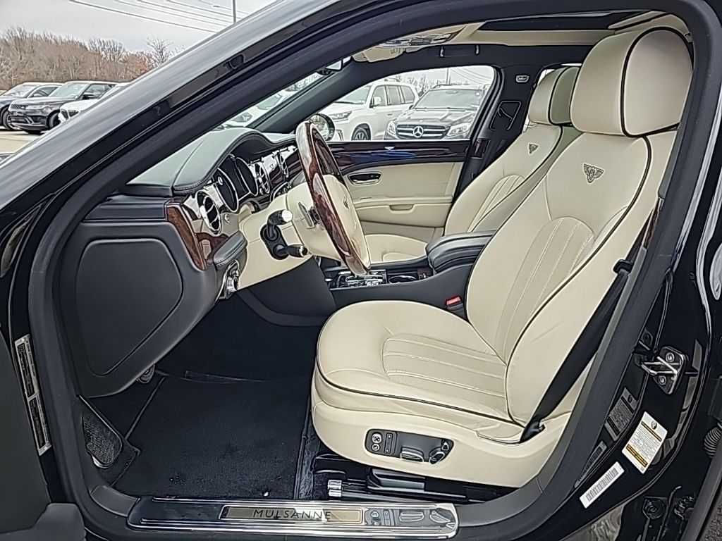 2014 Bentley Mulsanne Base 22