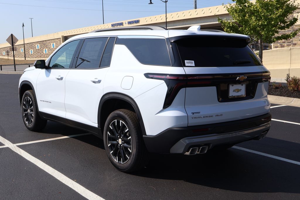 Thumbnail: 2026 Chevrolet Traverse - 5
