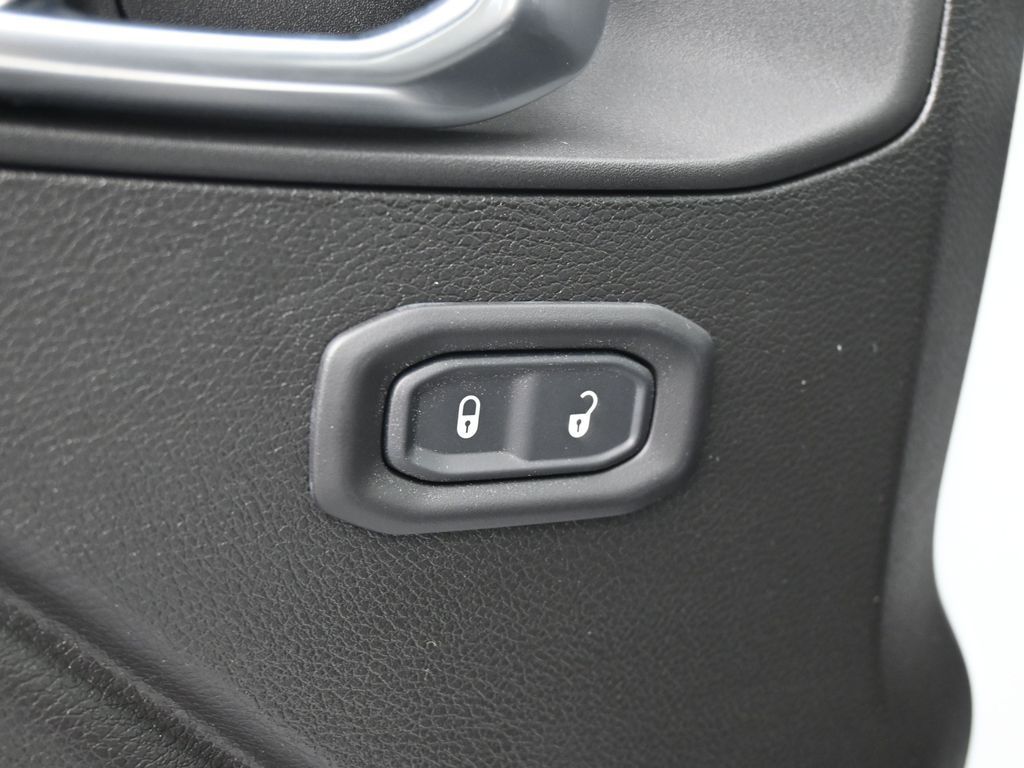 New 2026 Bright White Clearcoat Jeep Sport image 23