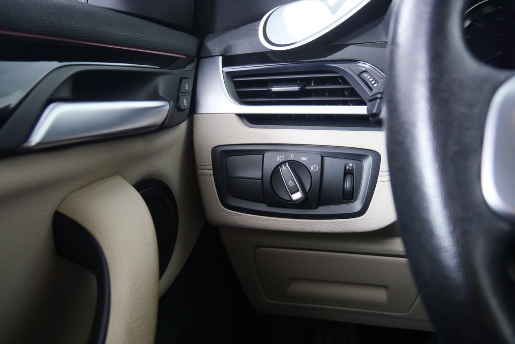 2021 BMW X1 sDrive28i 19