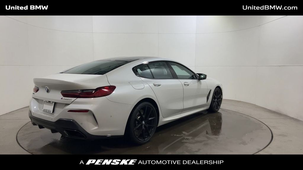 Thumbnail: 2023 BMW 8 Series - 8