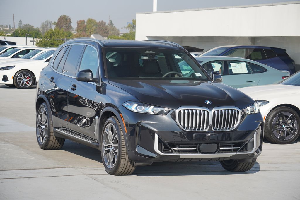 2025 BMW X5 xDrive50e 3