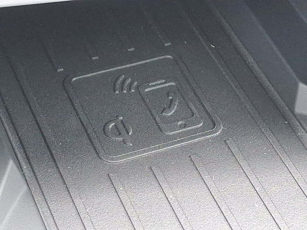 Thumbnail: 2025 Audi Q3 - 18