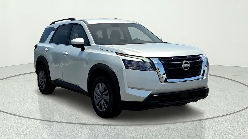 Brilliant Silver Metallic 2025 Nissan Pathfinder SUV / Crossover Front-Wheel Drive 9-Speed Automatic