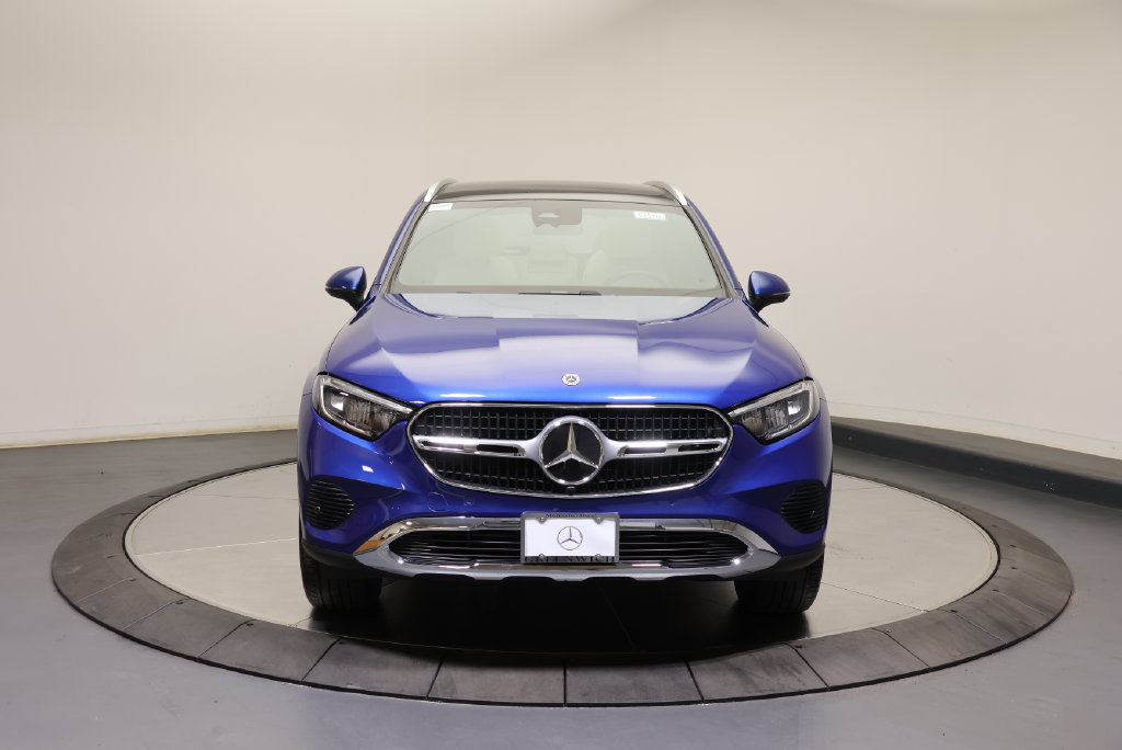 Thumbnail: 2026 Mercedes-Benz GLC - 8