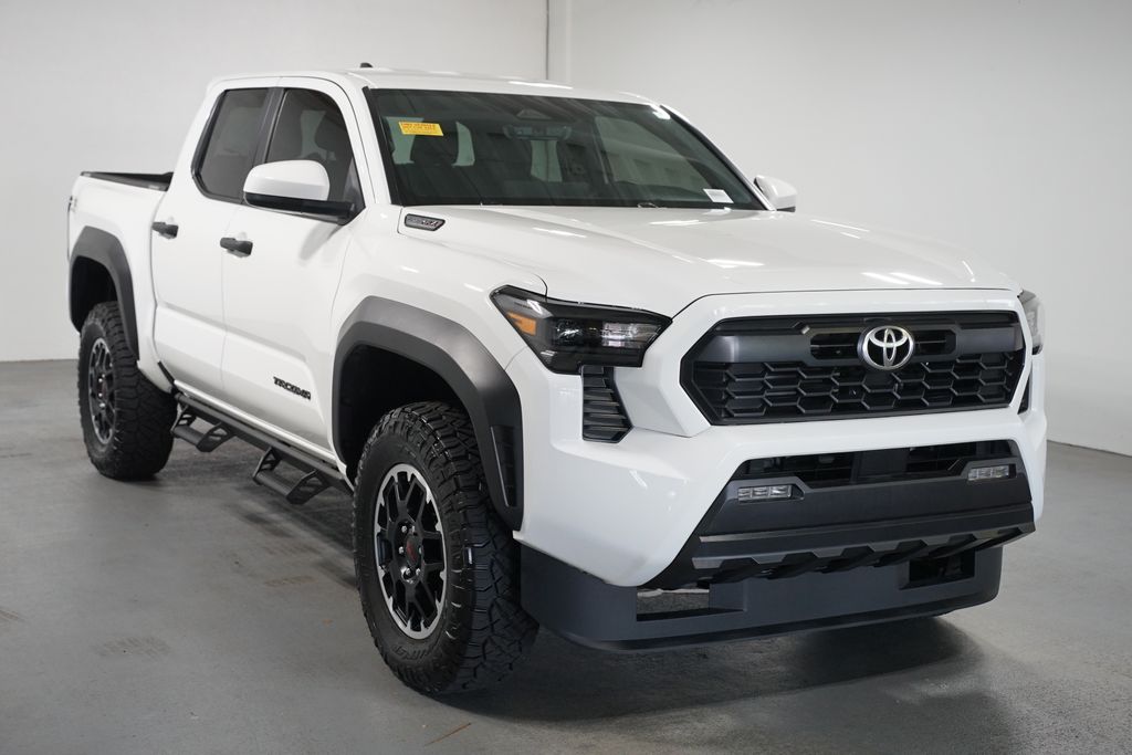 Thumbnail: 2025 Toyota Tacoma - 3
