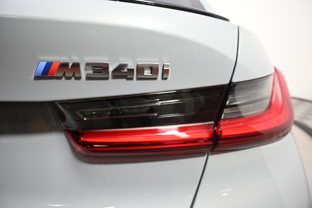 Thumbnail: 2025 BMW 3 Series - 11