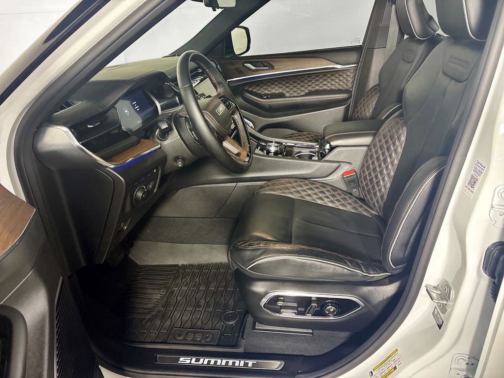 2022 Jeep Grand Cherokee Summit 4xe
