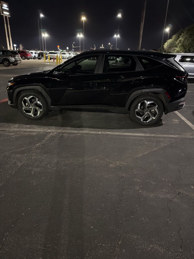 Thumbnail: 2023 Hyundai Tucson - 9