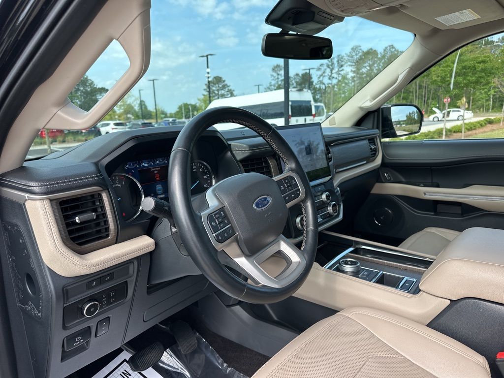 2023 Agate Black Metallic Ford Expedition Limited RWD SUV