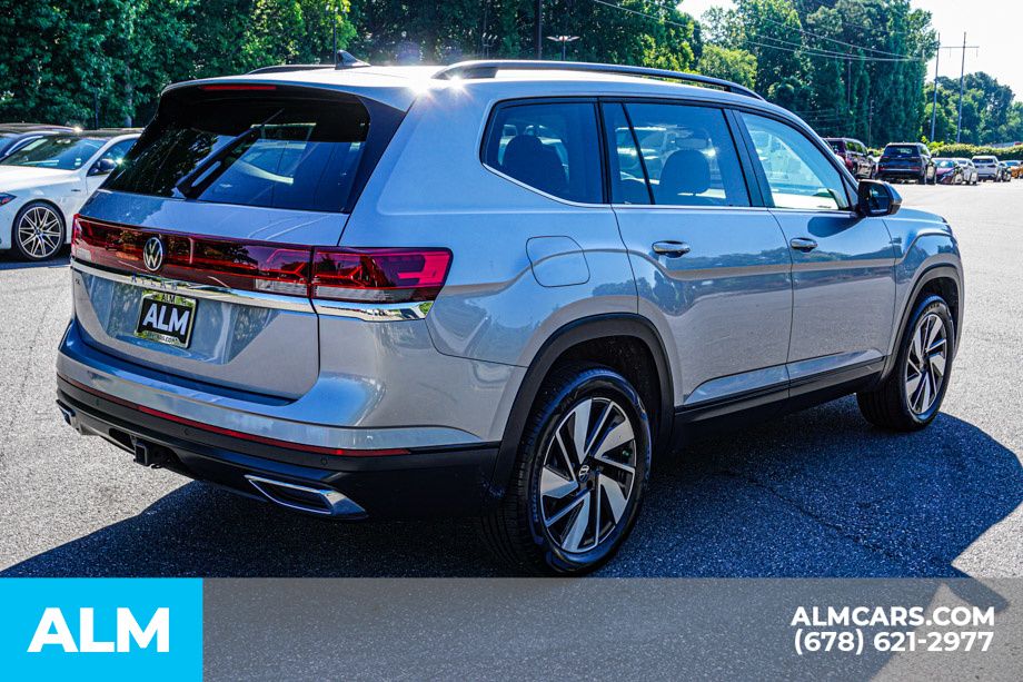 2025 Volkswagen Atlas SE w/Tech - Photo 6