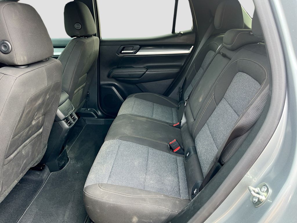 Used 2026 Silver GMC Elevation image 25