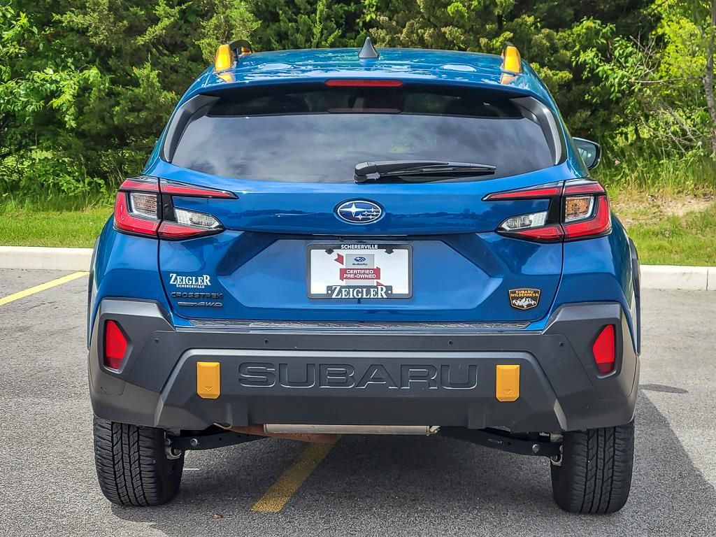 View vehicle photo 6