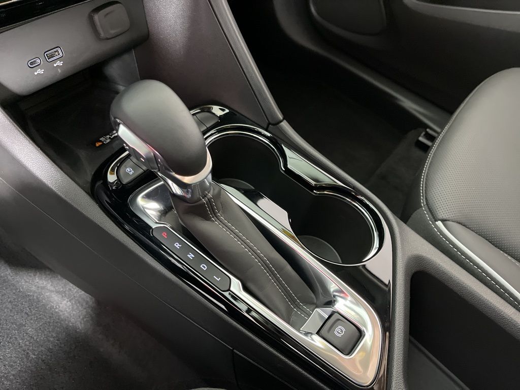 Thumbnail: 2025 Buick Encore GX - 31