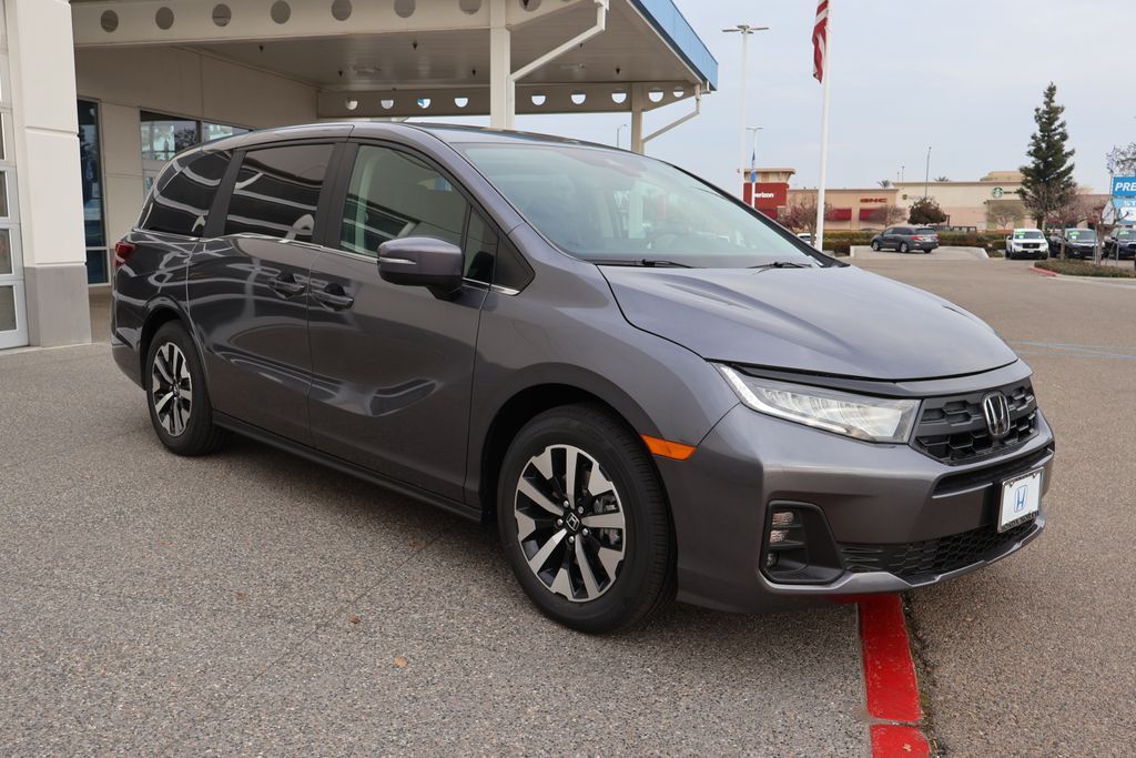 Thumbnail: 2026 Honda Odyssey - 3
