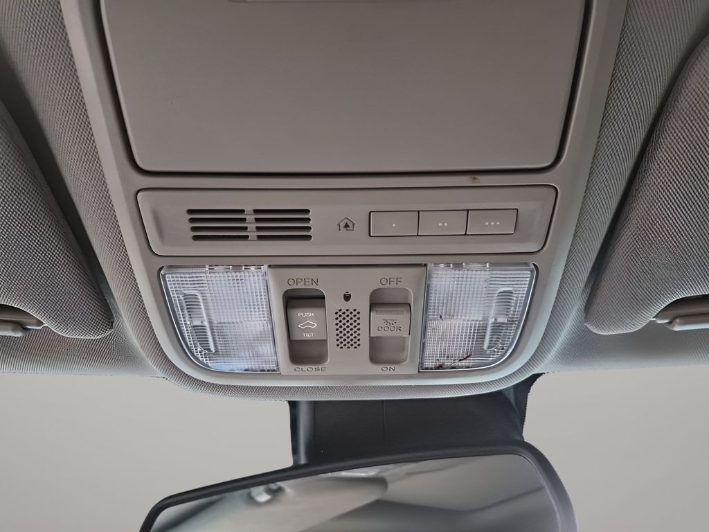 Used Car 2016 Honda Odyssey  Ex-l For Sale Under $20,000 In Austin, Texas