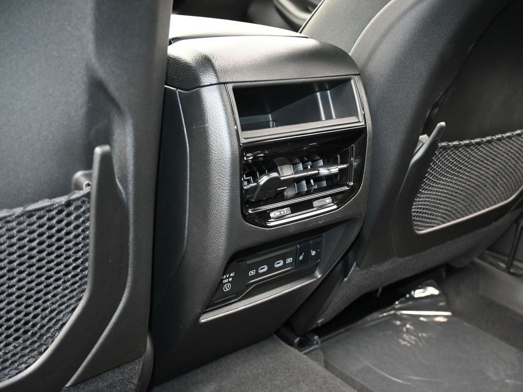 New 2026 Baltic Gray Metallic Clearcoat Jeep Limited image 29