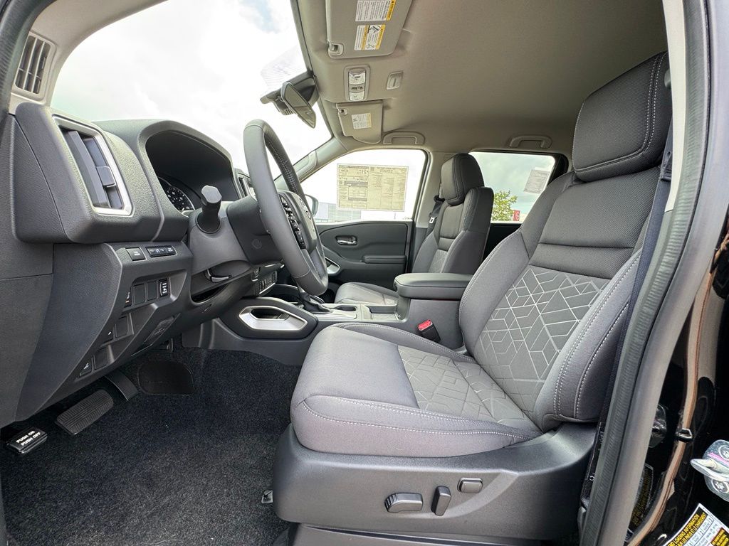 New 2027 Nissan Frontier Truck