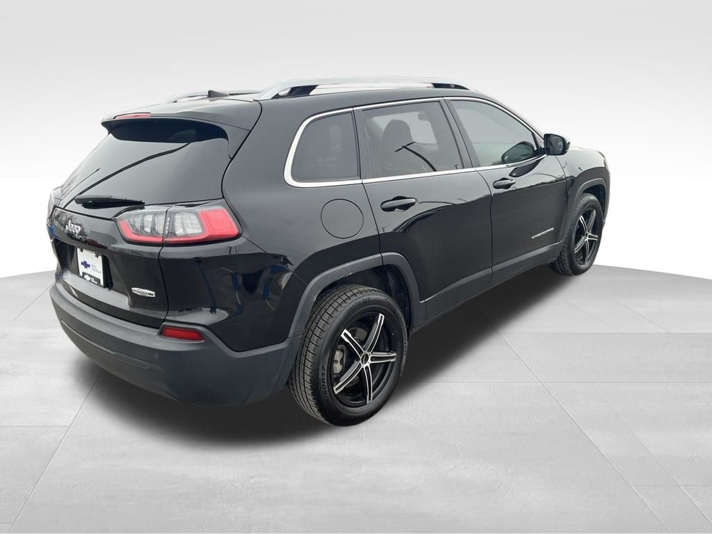 View vehicle photo 6