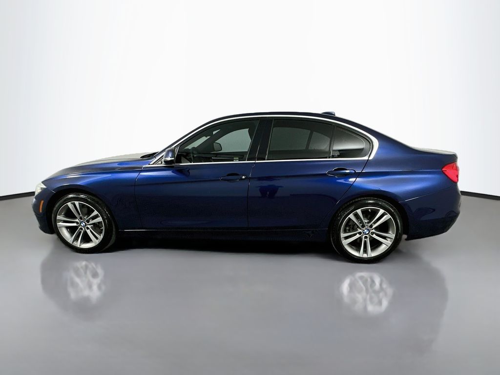 Thumbnail: 2018 BMW 3 Series - 8