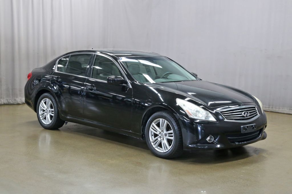  2013 INFINITI G37 x Sedan AWD   