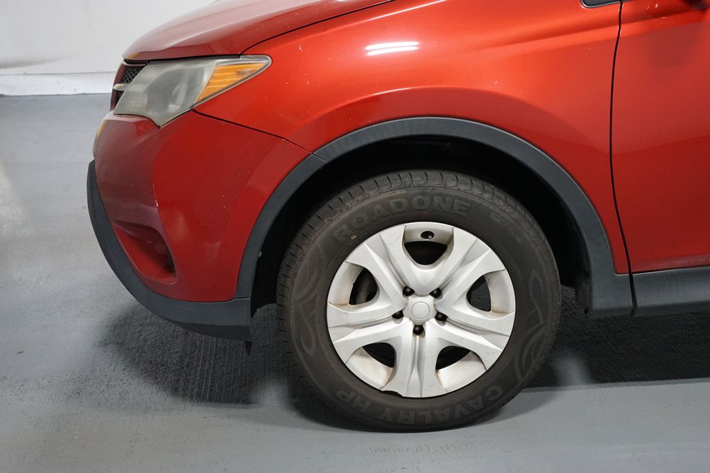 Thumbnail: 2015 Toyota RAV4 - 5