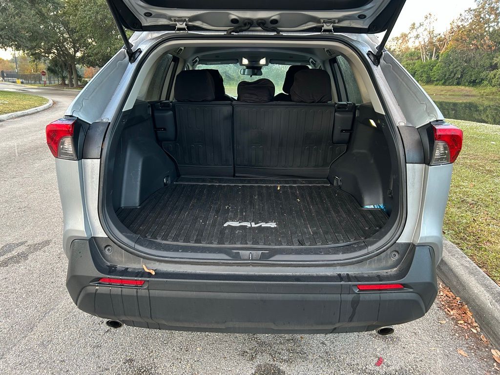 Thumbnail: 2024 Toyota RAV4 - 10